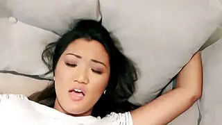 Amy Parks'ın başrolünde olduğu Asian Honey Gets Pranked filmi.